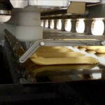 Eclair_production_line_02