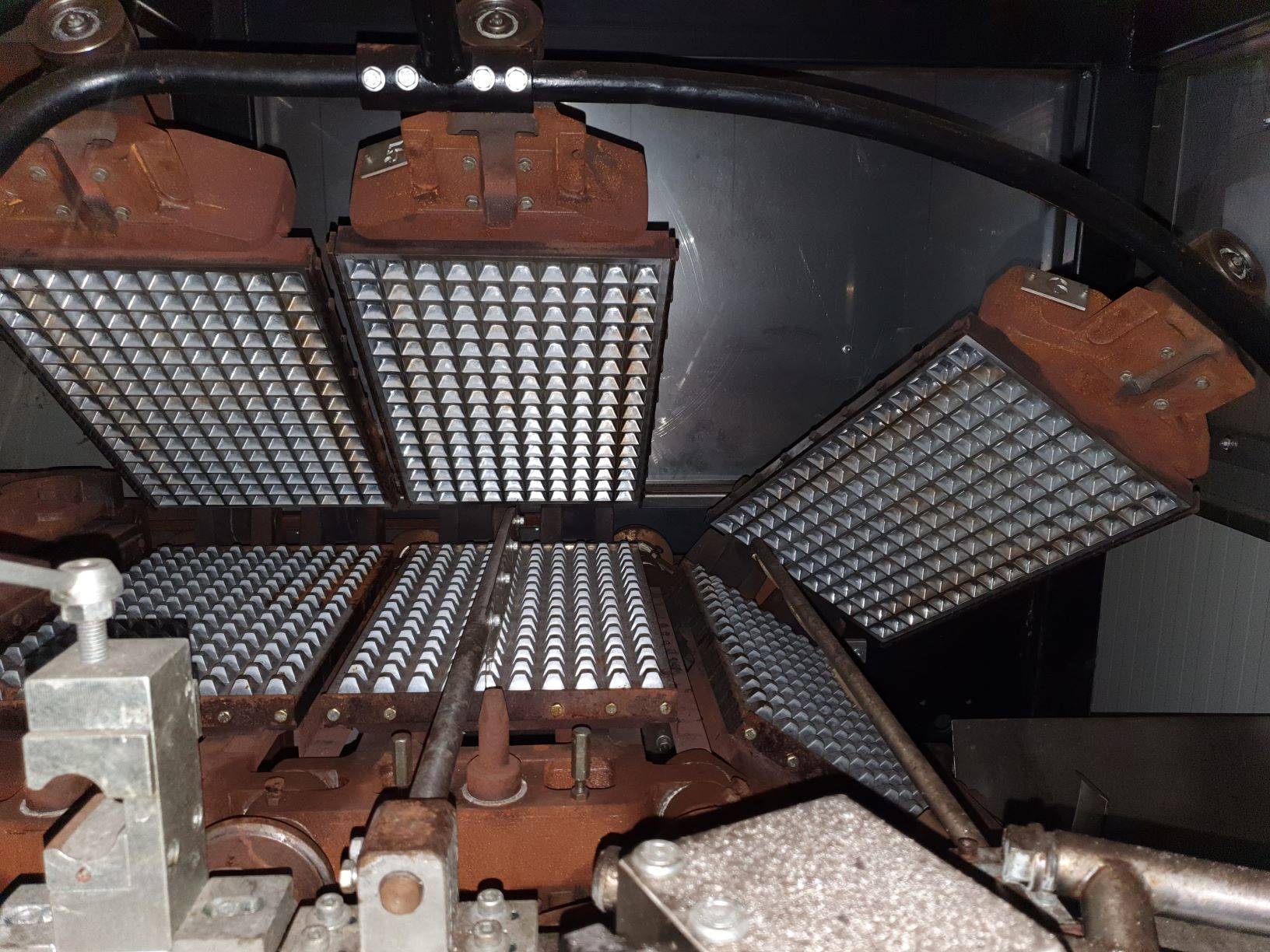 2 Forma Makina Wafer lines