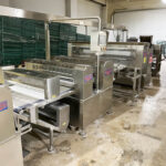 Pita_bread_and_pizza_base_production_line_06