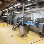 Croissant_and_Danish_pastry_line_05